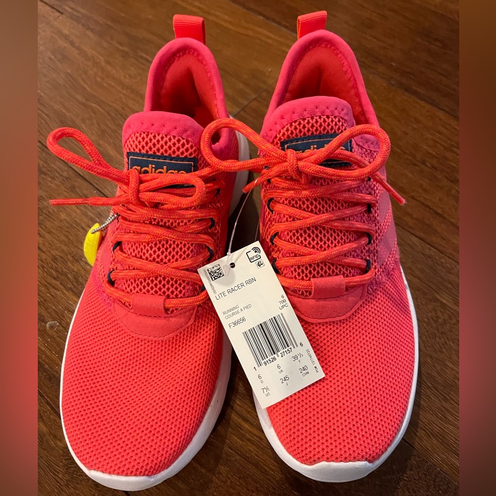 Adidas women’s size 7.5 red/true orange Lite Racer running shoes athletic NWT